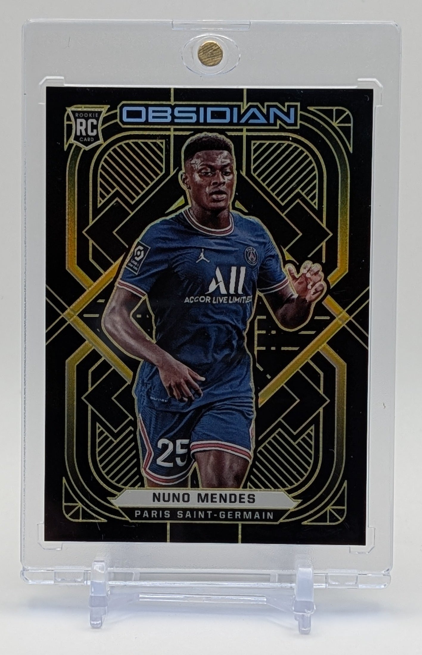 2021 Obsidian Nuno Mendes Gold /10